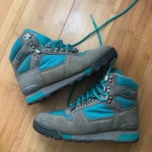 Vasque Hiking Boots Vintage